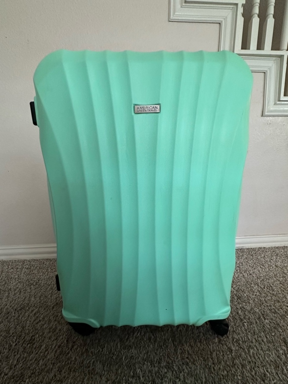 American Green Travel Mint Hard-Shell Spinner Luggage